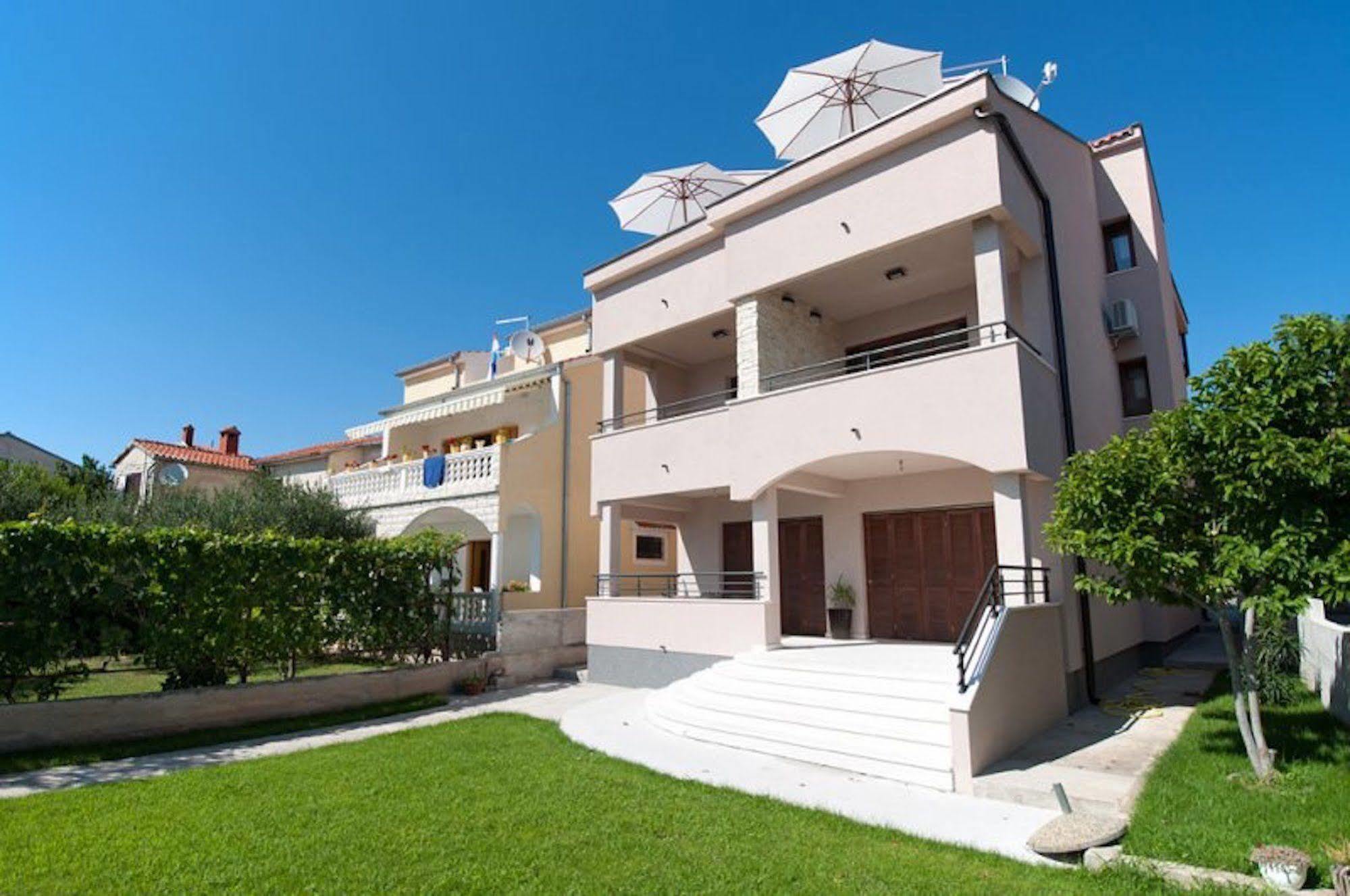 Bonamare Apartments Turanj Exterior foto